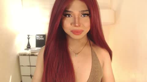 Snapshot of sweet_hoelly chatting on January 2025 02:04:02 AM Slutty Shannel online show from January 2025 02:04:02 AM