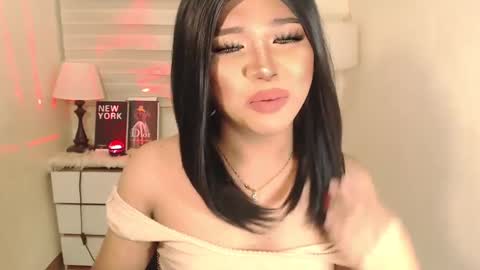 Snapshot of sweet_hoelly chatting on February 2025 11:43:02 AM Slutty Shannel online show from February 2025 11:43:02 AM