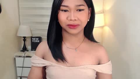Snapshot of sweet_hoelly chatting on February 2025 07:20:01 AM Slutty Shannel online show from February 2025 07:20:01 AM
