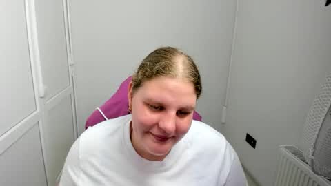 Karla online show from June 2026 02:44:02 PM