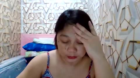 sweet_kayley online show from October 2025 02:06:01 AM