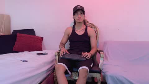 Mia online show from June 2026 12:17:01 PM