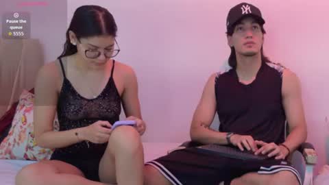 Mia online show from June 2026 12:19:02 PM