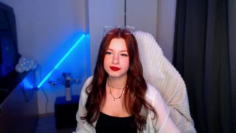 sweet_lottie online show from April 2026 11:34:01 AM