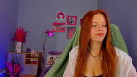 Snapshot of sweet_lottie chatting on June 2026 09:04:02 AM sweet_lottie online show from June 2026 09:04:02 AM