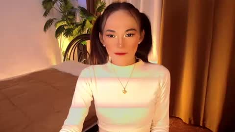 Snapshot of sweet_marry143 chatting on June 2026 01:01:01 AM marry online show from June 2026 01:01:01 AM