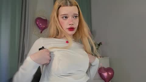 Melissa. Join me on Fansly link in social medias online show from February 2026 09:00:01 PM