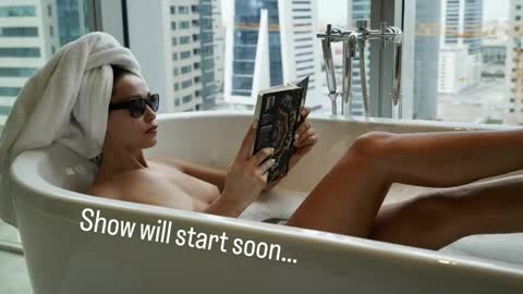 Snapshot of sweet_moan chatting on April 2026 09:26:02 AM Dana online show from April 2026 09:26:02 AM