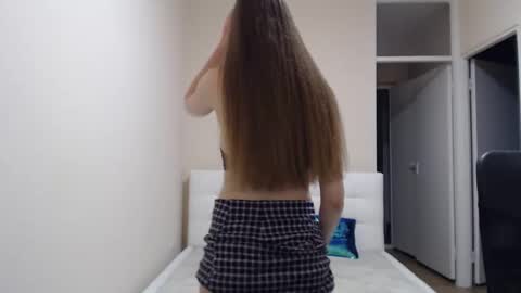 Anna online show from October 2025 06:19:02 PM