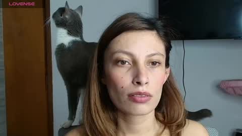 sweet_moon_v_ online show from April 2026 11:51:02 PM