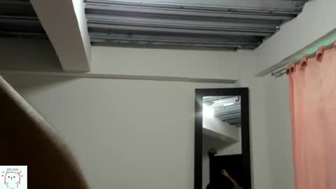 Nhaomy online show from November 2025 05:30:01 PM