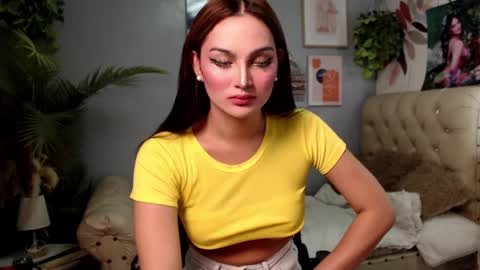 Snapshot of sweet_nicole4u chatting on December 2024 12:54:01 AM girlnamenicole online show from December 2024 12:54:01 AM