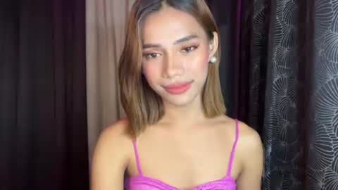 sweet_nikki03 online show from December 2025 06:03:02 PM