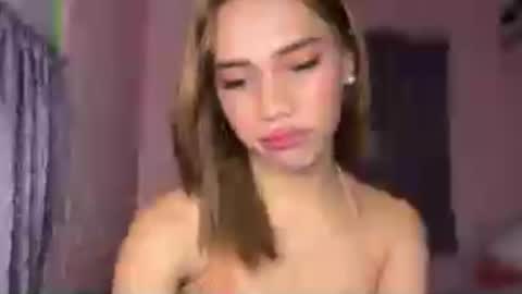 Snapshot of sweet_nikki03 chatting on June 2026 01:00:02 PM sweet_nikki03 online show from June 2026 01:00:02 PM