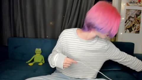 kira online show from October 2025 11:13:01 PM