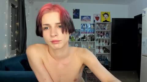 kira online show from November 2025 05:48:01 PM