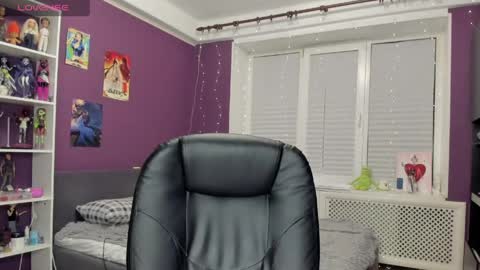Snapshot of sweet_peach__ chatting on May 2026 07:56:02 PM kira online show from May 2026 07:56:02 PM