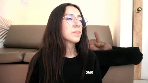 Sammy Lauren online show from April 2026 07:53:01 PM