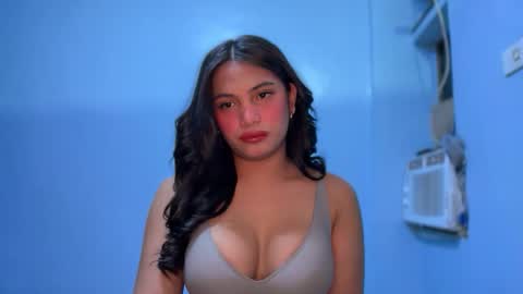 SCARLLET online show from April 2026 03:06:01 PM