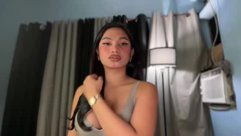 Snapshot of sweet_scarllet12 chatting on May 2026 03:17:01 PM SCARLLET online show from May 2026 03:17:01 PM