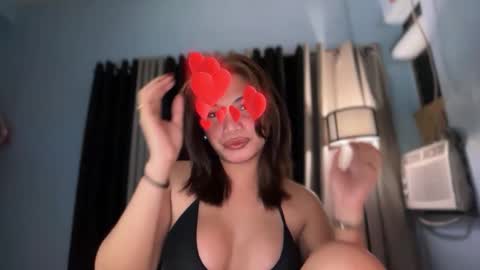 Snapshot of sweet_scarllet12 chatting on June 2026 05:01:02 PM SCARLLET online show from June 2026 05:01:02 PM