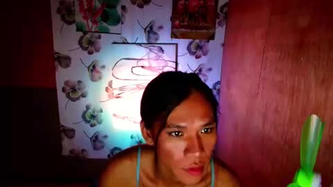 Zhienne online show from November 2025 07:07:02 PM
