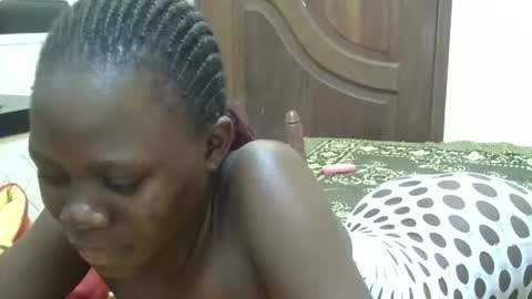 Snapshot of sweet_sharon01 chatting on September 2025 05:07:02 AM Sharon online show from September 2025 05:07:02 AM