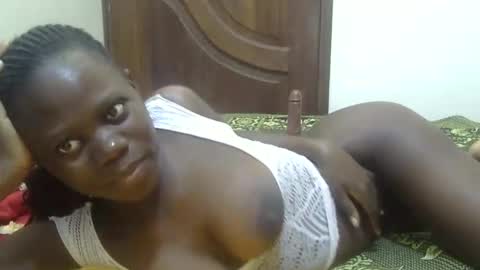 Snapshot of sweet_sharon01 chatting on September 2025 06:02:01 AM Sharon online show from September 2025 06:02:01 AM