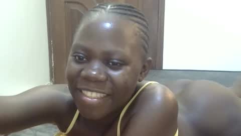 Snapshot of sweet_sharon01 chatting on September 2025 01:24:01 PM Sharon online show from September 2025 01:24:01 PM