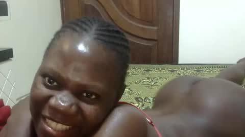 Snapshot of sweet_sharon01 chatting on October 2025 11:01:02 PM Sharon online show from October 2025 11:01:02 PM