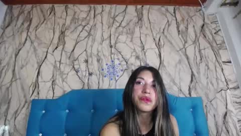 Snapshot of sweet_skylove_ chatting on December 2024 04:16:02 PM Adriana online show from December 2024 04:16:02 PM