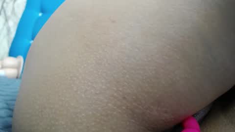 Snapshot of sweet_skylove_ chatting on January 2025 10:01:01 PM Adriana online show from January 2025 10:01:01 PM