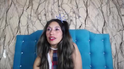 Snapshot of sweet_skylove_ chatting on January 2025 07:13:01 PM Adriana online show from January 2025 07:13:01 PM