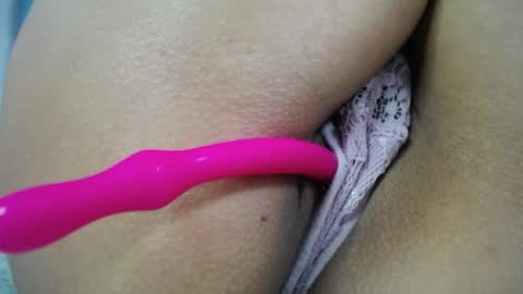 Snapshot of sweet_skylove_ chatting on March 2025 09:37:01 PM Adriana online show from March 2025 09:37:01 PM