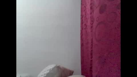 Yeileen online show from March 2025 11:20:02 PM