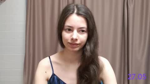 Snapshot of sweet_sweet_angel chatting on May 2026 08:55:02 AM Angel online show from May 2026 08:55:02 AM