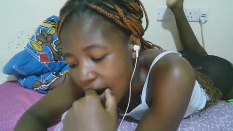 Tatty online show from March 2025 06:45:01 PM