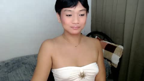 Snapshot of sweet_tenshi chatting on July 2026 04:02:02 PM tenshi online show from July 2026 04:02:02 PM