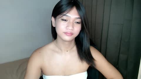 Snapshot of sweet_tenshi chatting on August 2026 01:20:01 AM tenshi online show from August 2026 01:20:01 AM