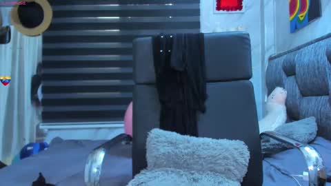 Isabella online show from October 2025 07:56:01 PM