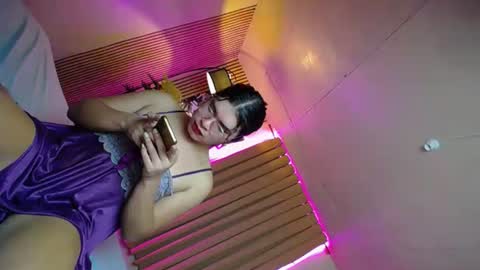 sweet_trexie online show from September 2025 02:32:01 PM