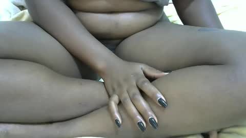 Snapshot of sweet_veebouset chatting on February 2026 08:01:02 AM sweet_veebouset online show from February 2026 08:01:02 AM