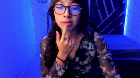 sweet_venus4 online show from January 2025 07:29:01 PM