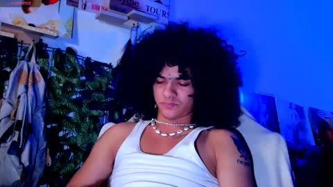 Steven independent model online show from March 2025 08:30:01 AM