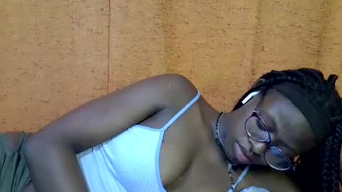 sweet_zarah online show from April 2026 08:24:02 PM