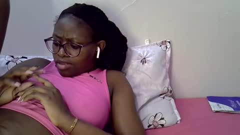 Snapshot of sweet_zarah chatting on April 2026 04:34:01 PM sweet_zarah online show from April 2026 04:34:01 PM
