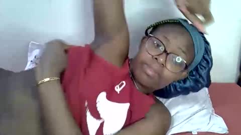 Snapshot of sweet_zarah chatting on May 2026 04:09:02 AM sweet_zarah online show from May 2026 04:09:02 AM