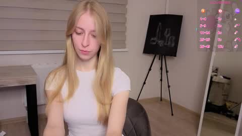 sweet_zz_gold online show from October 2025 07:20:01 PM