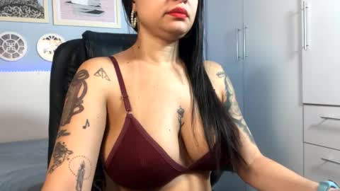 Anitta online show from February 2026 02:15:02 PM