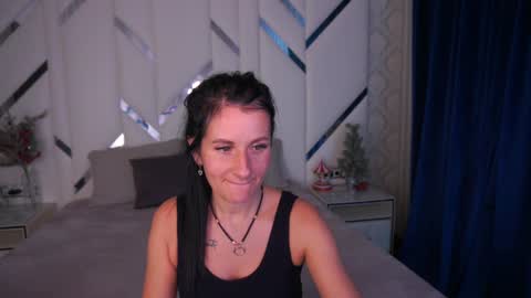 Arina online show from December 2024 05:25:01 PM